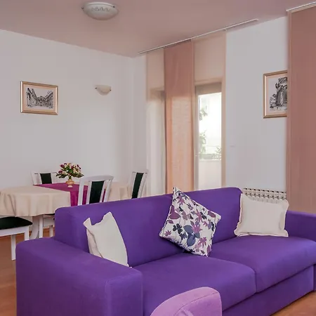 Zuvela Apartment *