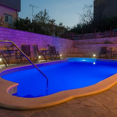Zuvela Apartment
