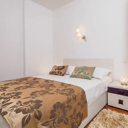 Apartamento Zuvela Split